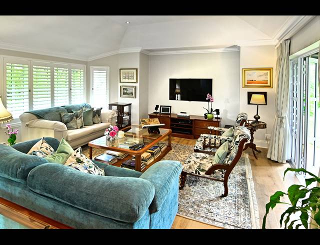 2 BEDROOM RETIREMENT UNIT FOR SALE IN WATERFALL HILLS MATURE LIFESTYLE ESTATE